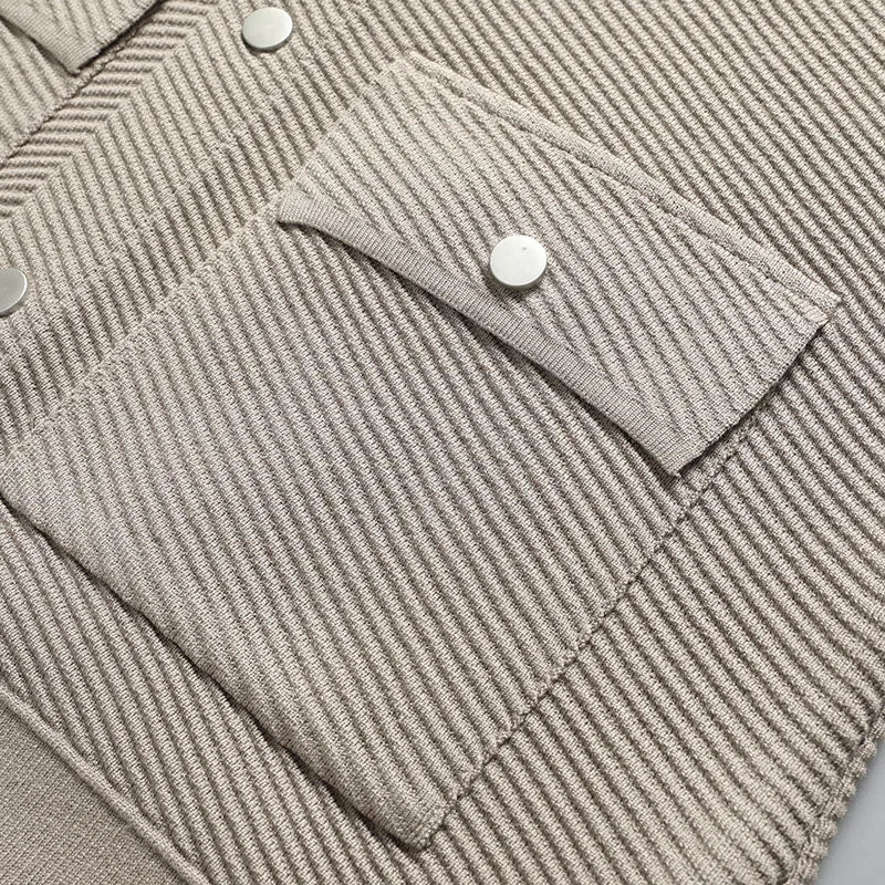 Hampton Knit Button-up