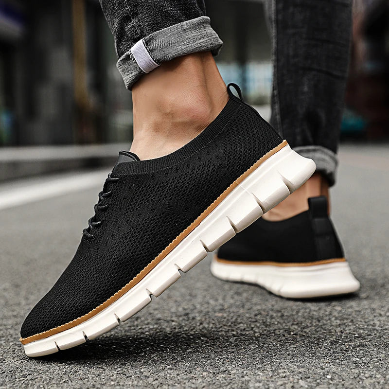 STRATUS KNIT SNEAKERS