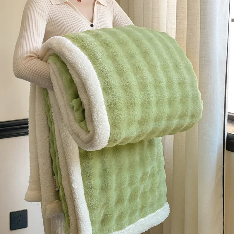 VELARA PLUSH BLANKET