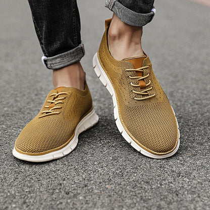 STRATUS KNIT SNEAKERS