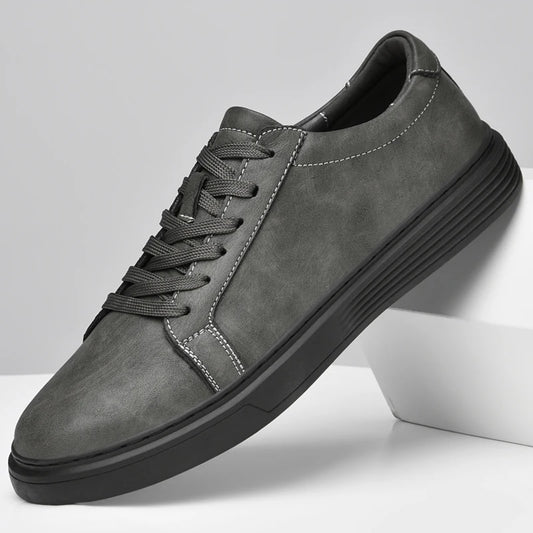 Callide™ Leather Sneaker