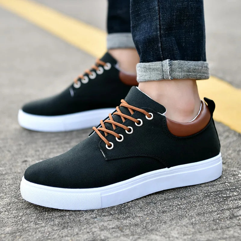 NOMAD CANVAS SNEAKERS